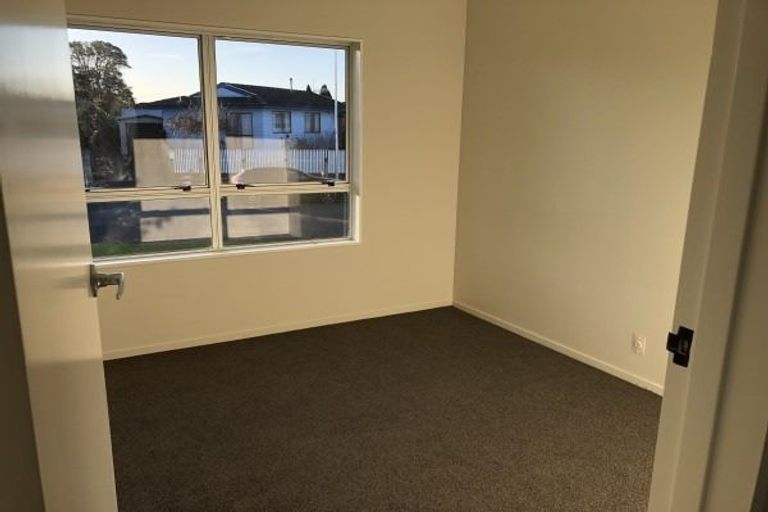 Photo of property in 10 Jupiter Street, Milson, Palmerston North, 4414