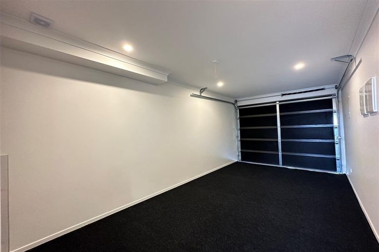 Photo of property in 14 Parahau Road, Papakura, 2110