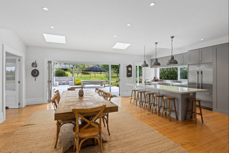 Photo of property in 1073 Kahikatea Flat Road, Waitoki, Kaukapakapa, 0871