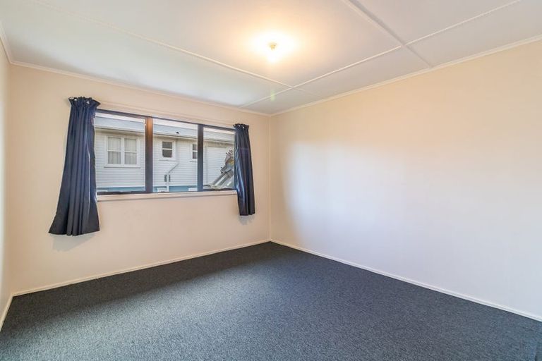 Photo of property in 2/22 Harwood Road, Mount Wellington, Auckland, 1060