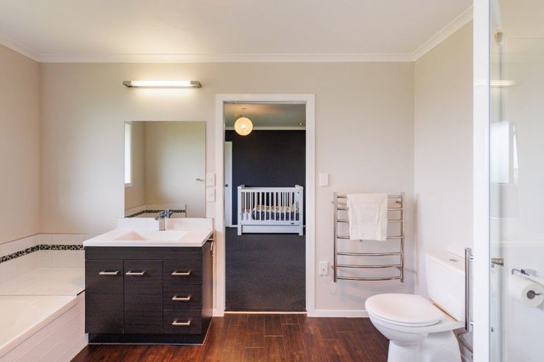 Photo of property in 707 Aranui Road, Kairanga, Palmerston North, 4475