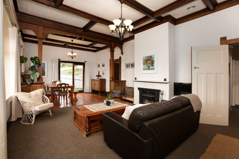 Photo of property in 3 Matthew Street, Waipawa, 4210