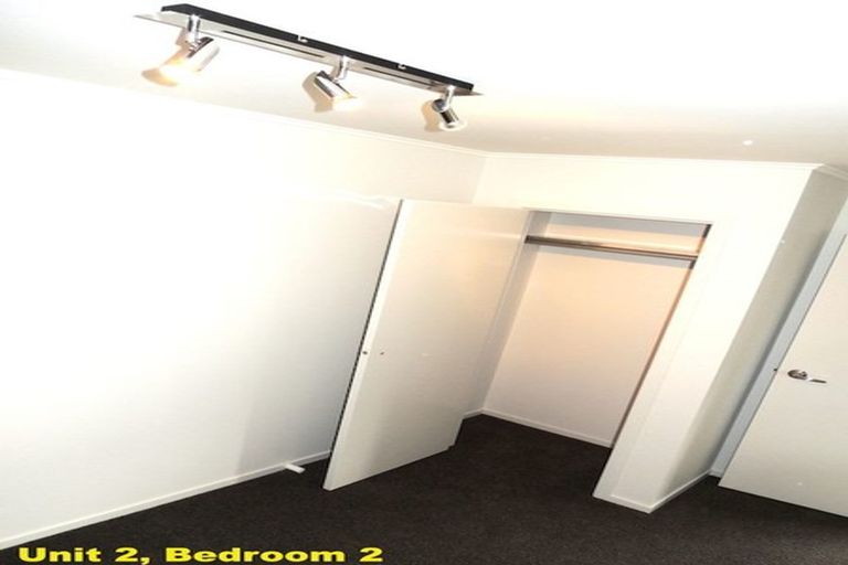 Photo of property in 9 Seaview Road, Castor Bay, Auckland, 0620