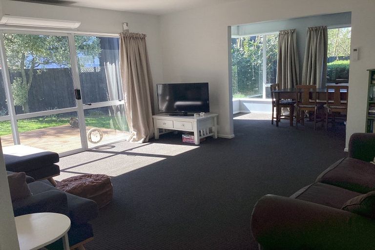 Photo of property in 2/153b Strickland Street, Spreydon, Christchurch, 8024