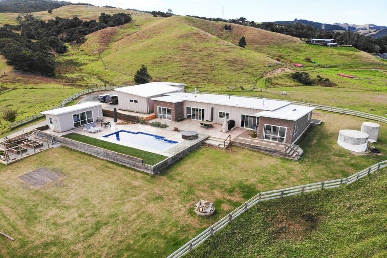 Photo of property in 3354 Kaipara Coast Highway, Glorit, Warkworth, 0984