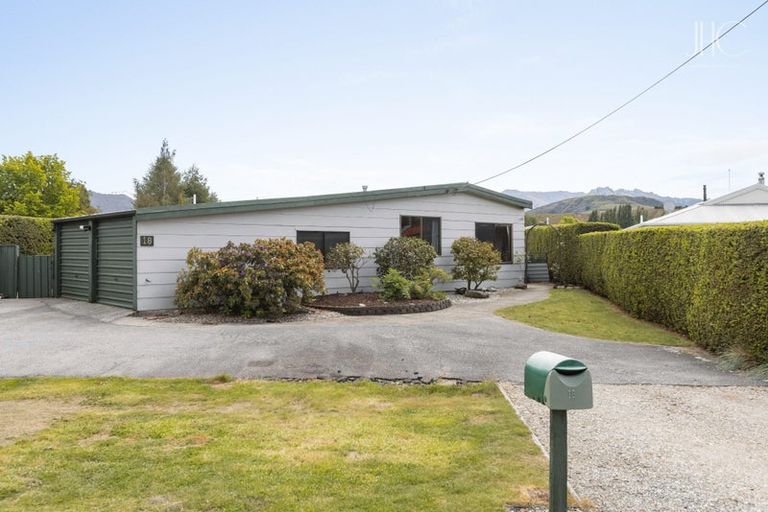 Photo of property in 18 Wairau Road, Albert Town, Wanaka, 9305
