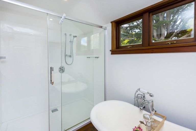 Photo of property in 16 Benzie Avenue, Wallaceville, Upper Hutt, 5018