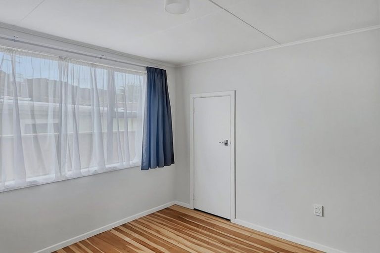 Photo of property in 2 Miles Crescent, Wainuiomata, Lower Hutt, 5014