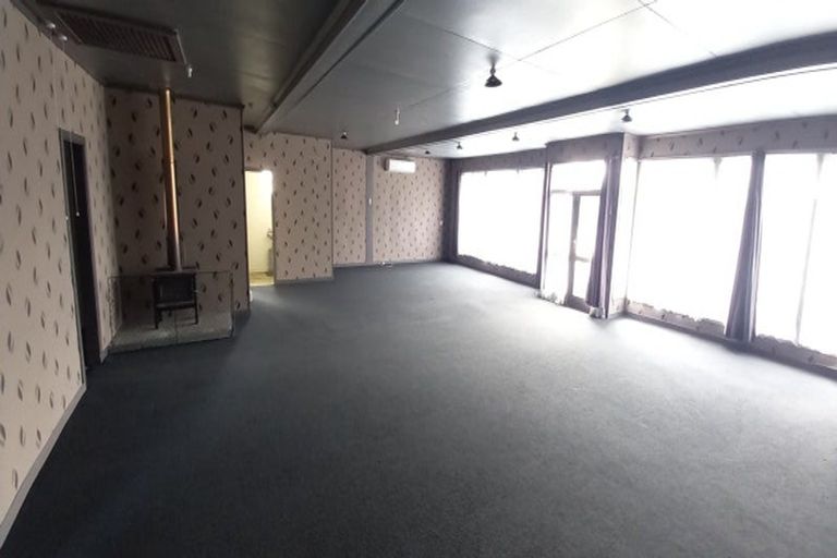 Photo of property in 85 Half Mile Road, Tuatapere, 9620