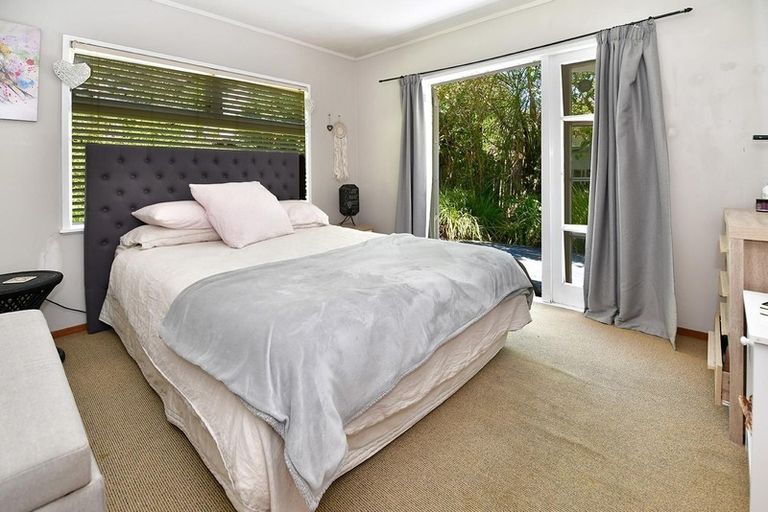 Photo of property in 68 Alexander Avenue, Torbay, Auckland, 0630