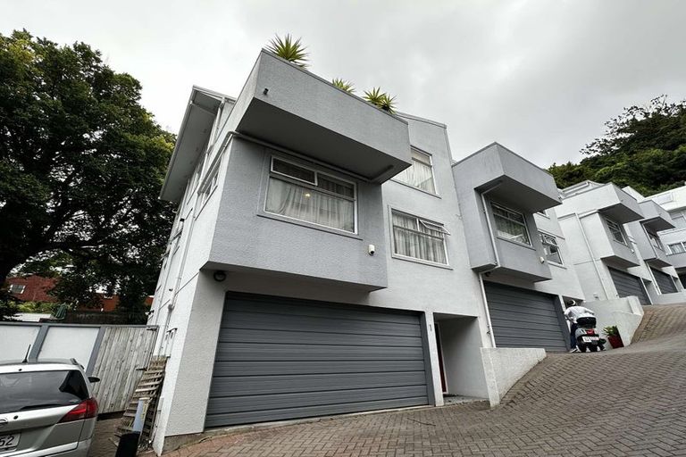 Photo of property in Fernhill Flats, 1/324 The Terrace, Te Aro, Wellington, 6011