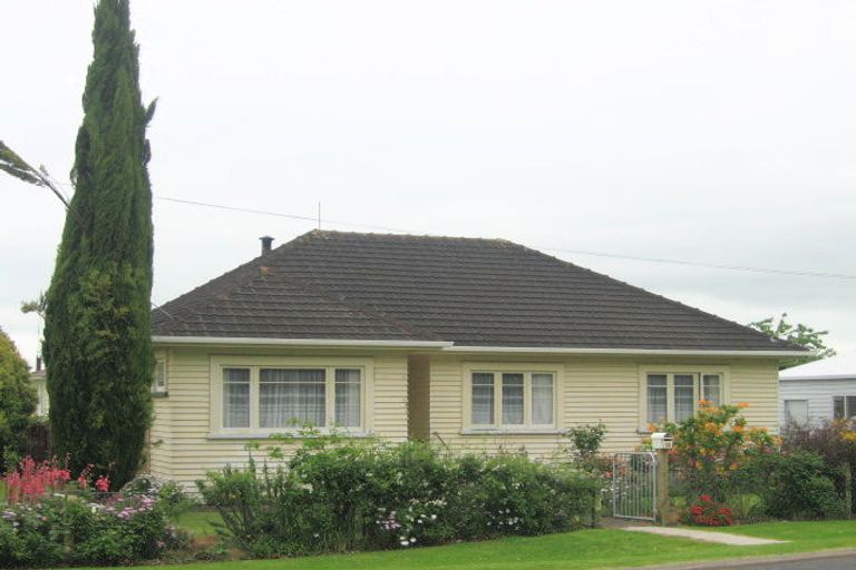 Photo of property in 18 Railway Street, Paeroa, 3600