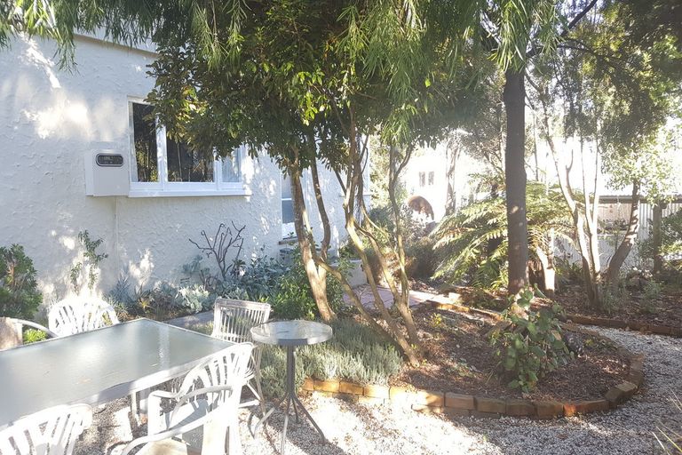Photo of property in 8 Gwyn Street, Broad Bay, Dunedin, 9014