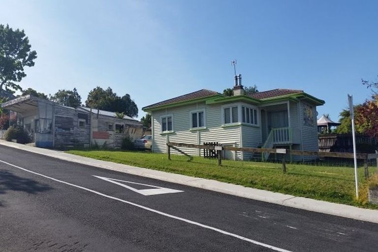 Photo of property in 137 Collins Avenue, Te Awamutu, 3800