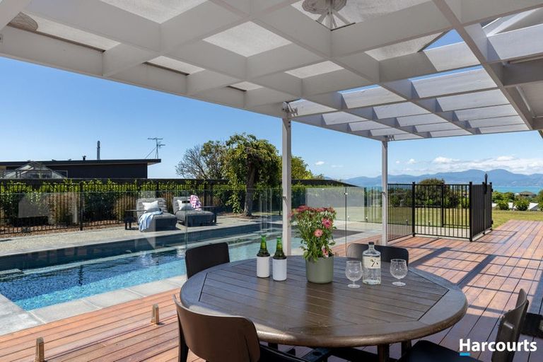 Photo of property in 114 Pomona Road, Ruby Bay, Upper Moutere, 7173