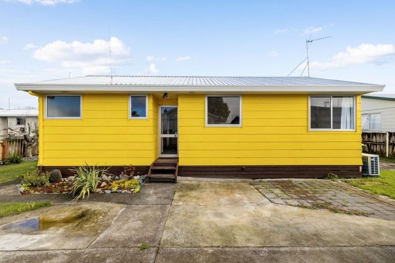 Photo of property in 2 Kim Lane, Nawton, Hamilton, 3200