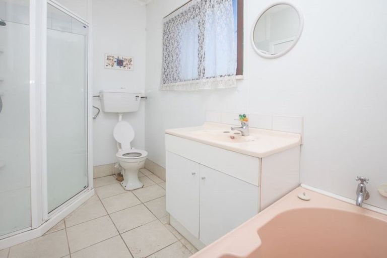 Photo of property in 1 Breckons Avenue, Nawton, Hamilton, 3200