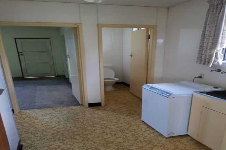 Photo of property in 21 Palmerston Street, Westport, 7825