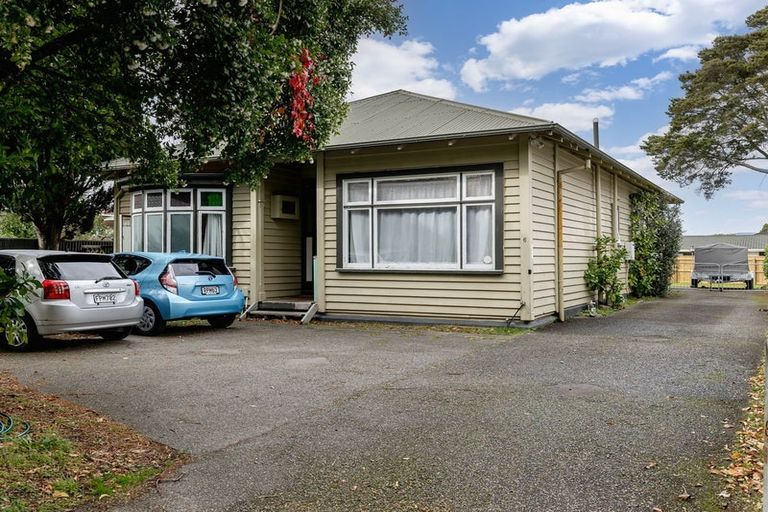 Photo of property in 6 Napier Road, Terrace End, Palmerston North, 4410