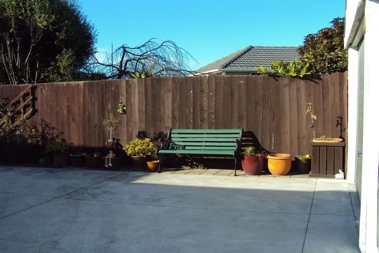 Photo of property in 58 Pembroke Street, Avondale, Christchurch, 8061