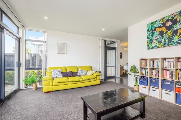 Photo of property in 57 Battalion Drive, Papakura, 2110