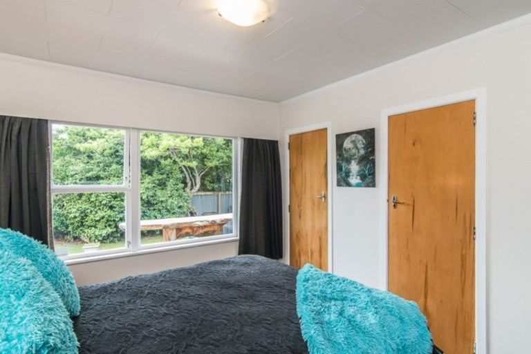 Photo of property in 7 Buckley Grove, Paraparaumu, 5032