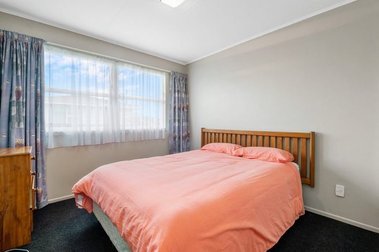 Photo of property in 35 Aotea Crescent, Tokoroa, 3420