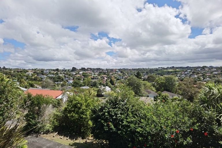 Photo of property in 21 Squirrel Lane, Browns Bay, Auckland, 0630