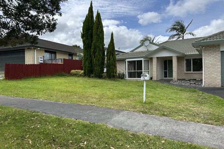 Photo of property in 74 Westerham Drive, Dannemora, Auckland, 2016