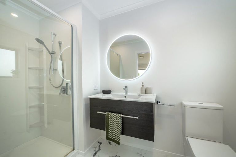 Photo of property in 21 Coralie Place, Lansdowne, Masterton, 5810