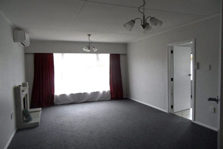 Photo of property in 5 Bythell Street, Wainuiomata, Lower Hutt, 5014