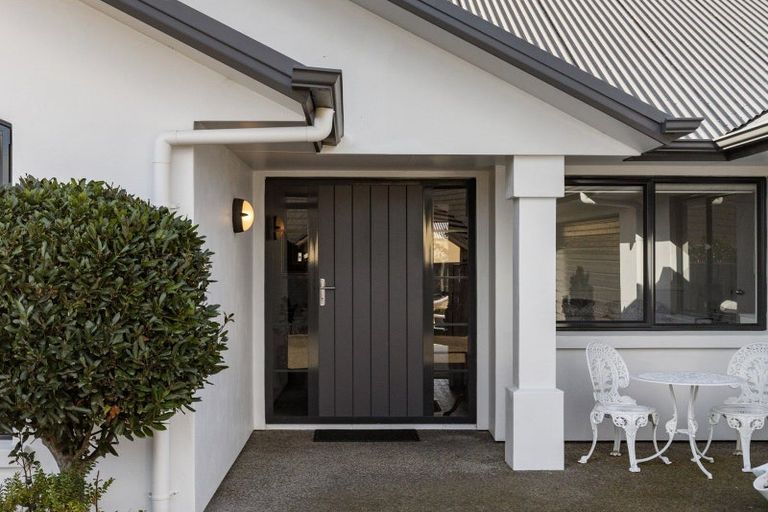 Photo of property in 16 Strathconnan Court, Rototuna, Hamilton, 3210