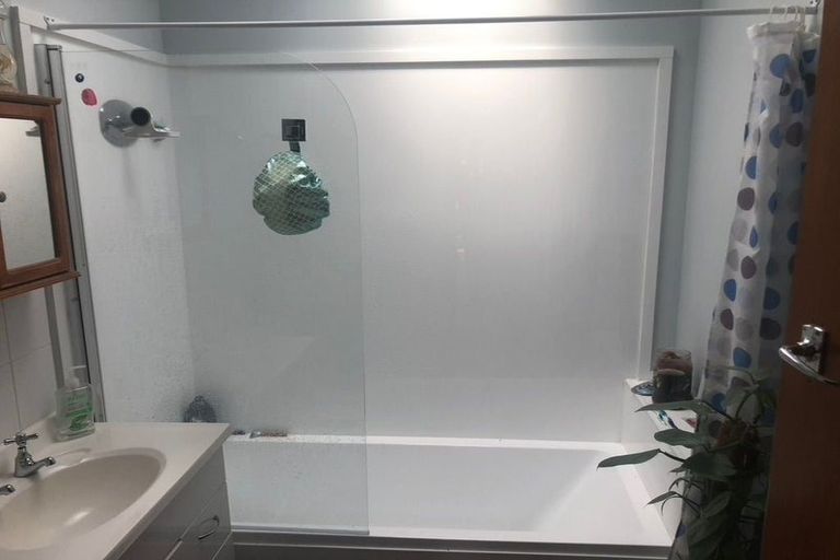 Photo of property in 19 Priscilla Crescent, Mornington, Wellington, 6021