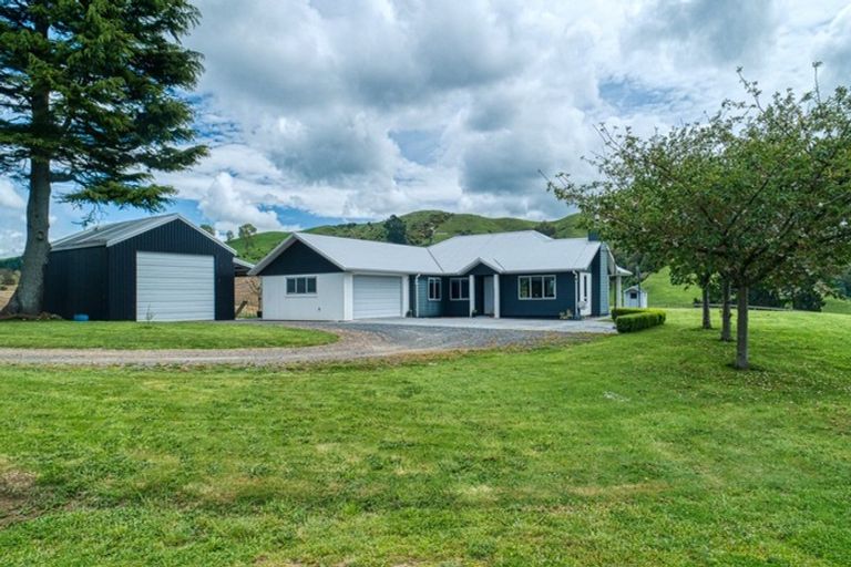 Photo of property in 228 Happy Valley Road, Wharepuhunga, Te Awamutu, 3873