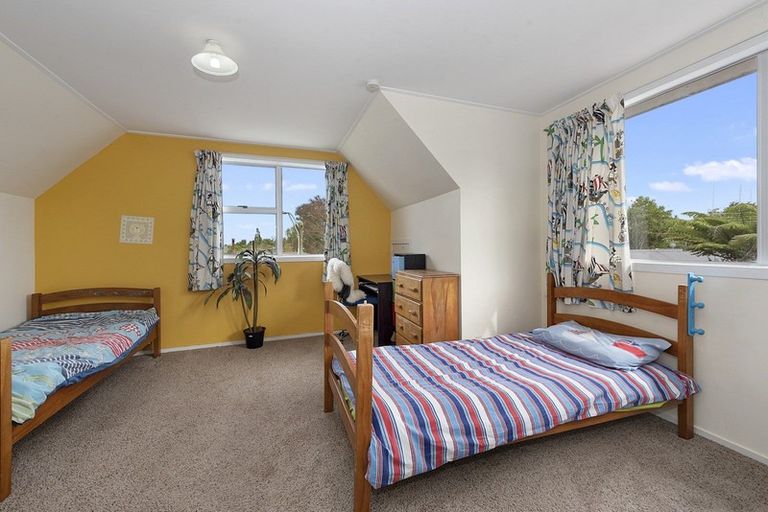 Photo of property in 54 Pulham Crescent, Queenwood, Hamilton, 3210