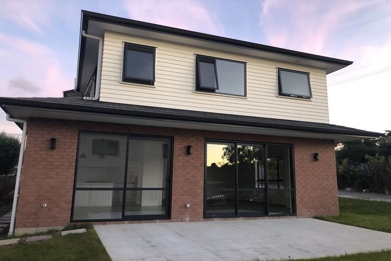 Photo of property in 177 Titirangi Road, New Lynn, Auckland, 0600