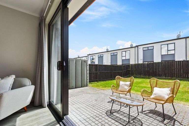 Photo of property in 7/6 Onekiritea Road, Hobsonville, Auckland, 0616