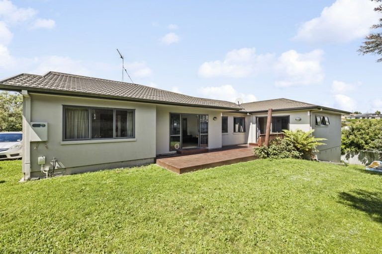 Photo of property in 52 Inverness Drive, Pyes Pa, Tauranga, 3112