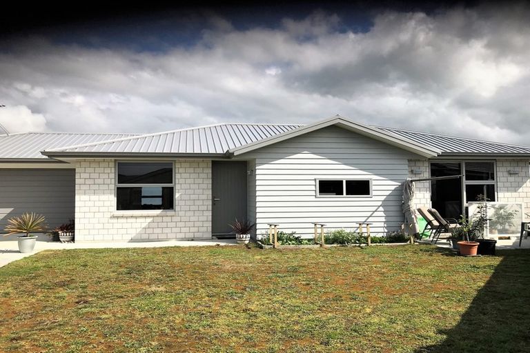 Photo of property in 49 Taioma Close, Papamoa, 3118