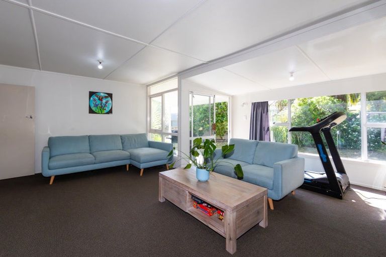 Photo of property in 67 Beach Road, Haumoana, 4102