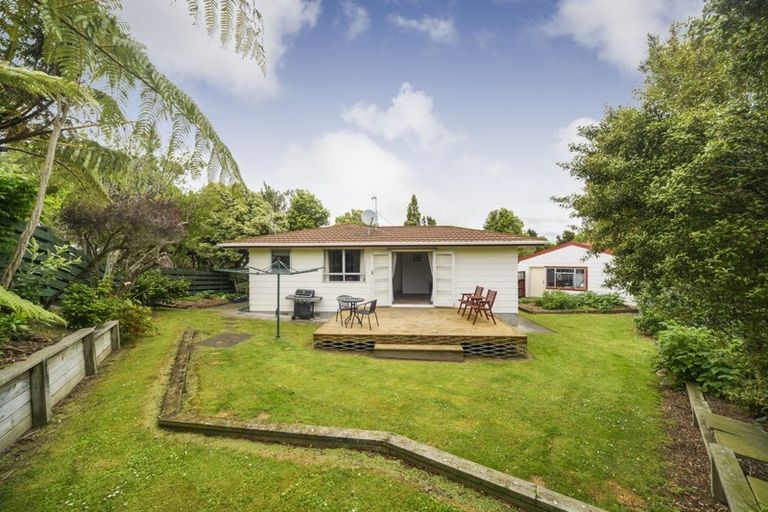 Photo of property in 1 Grant Place, Awapuni, Palmerston North, 4412
