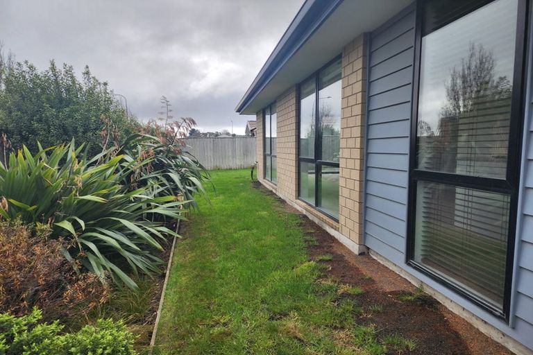 Photo of property in 10 Coprosma Road, Wigram, Christchurch, 8025