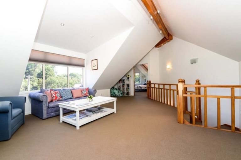 Photo of property in 58 Memorial Drive, Hamilton East, Hamilton, 3216