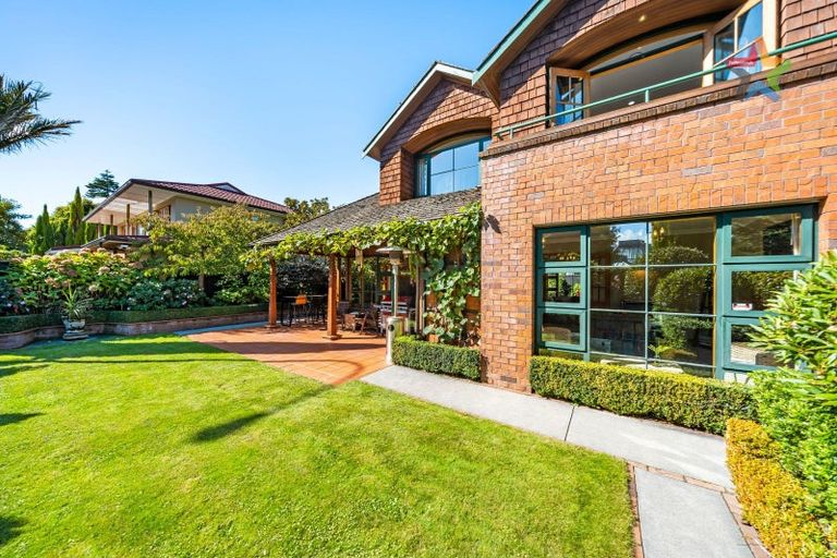 Photo of property in 5 Myrtle Street, Hutt Central, Lower Hutt, 5010