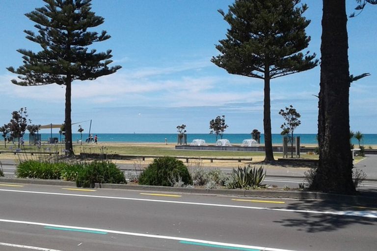 Photo of property in 455 Marine Parade, Napier South, Napier, 4110