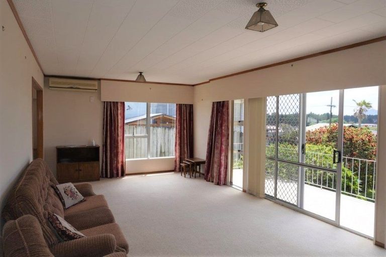 Photo of property in 12 Seaview Road, Ruakaka, 0116