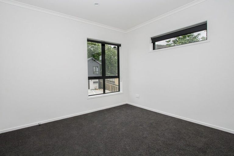 Photo of property in 12/14 Ruakiwi Road, Hamilton Lake, Hamilton, 3204