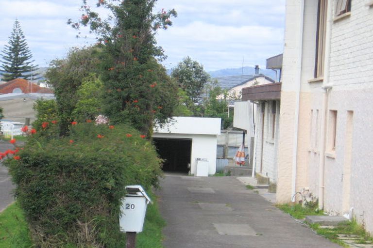Photo of property in 2/20 Terrace Avenue, Mount Maunganui, 3116