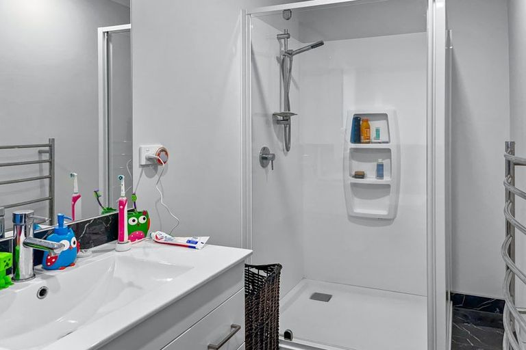 Photo of property in 7 Seafarer Crescent, Stanmore Bay, Whangaparaoa, 0932