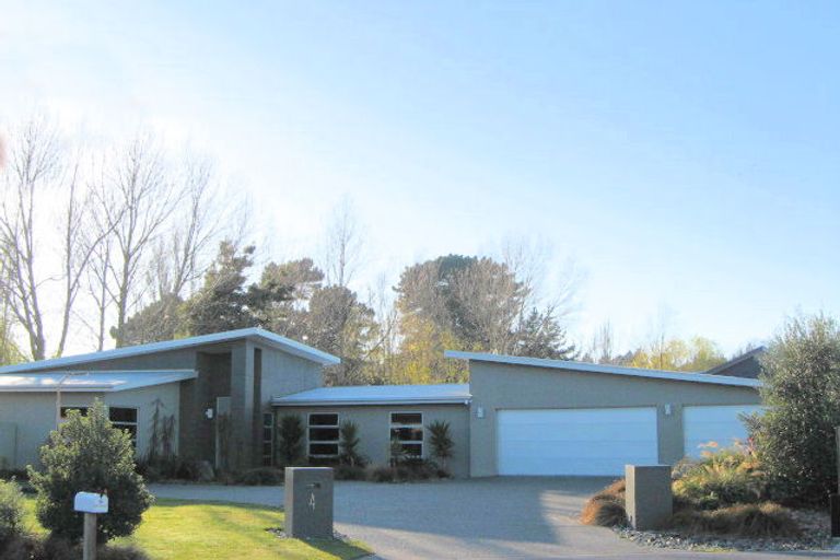 Photo of property in 4 Calypso Place, Spencerville, Christchurch, 8083